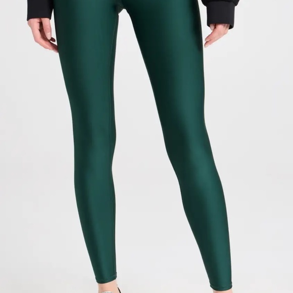 ALO Yoga Pants - Alo Yoga  High-Waist Airlift Legging - Galactic Green